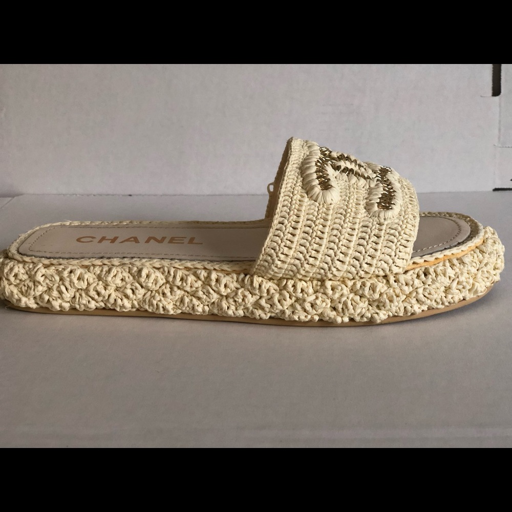 Chanel Slides